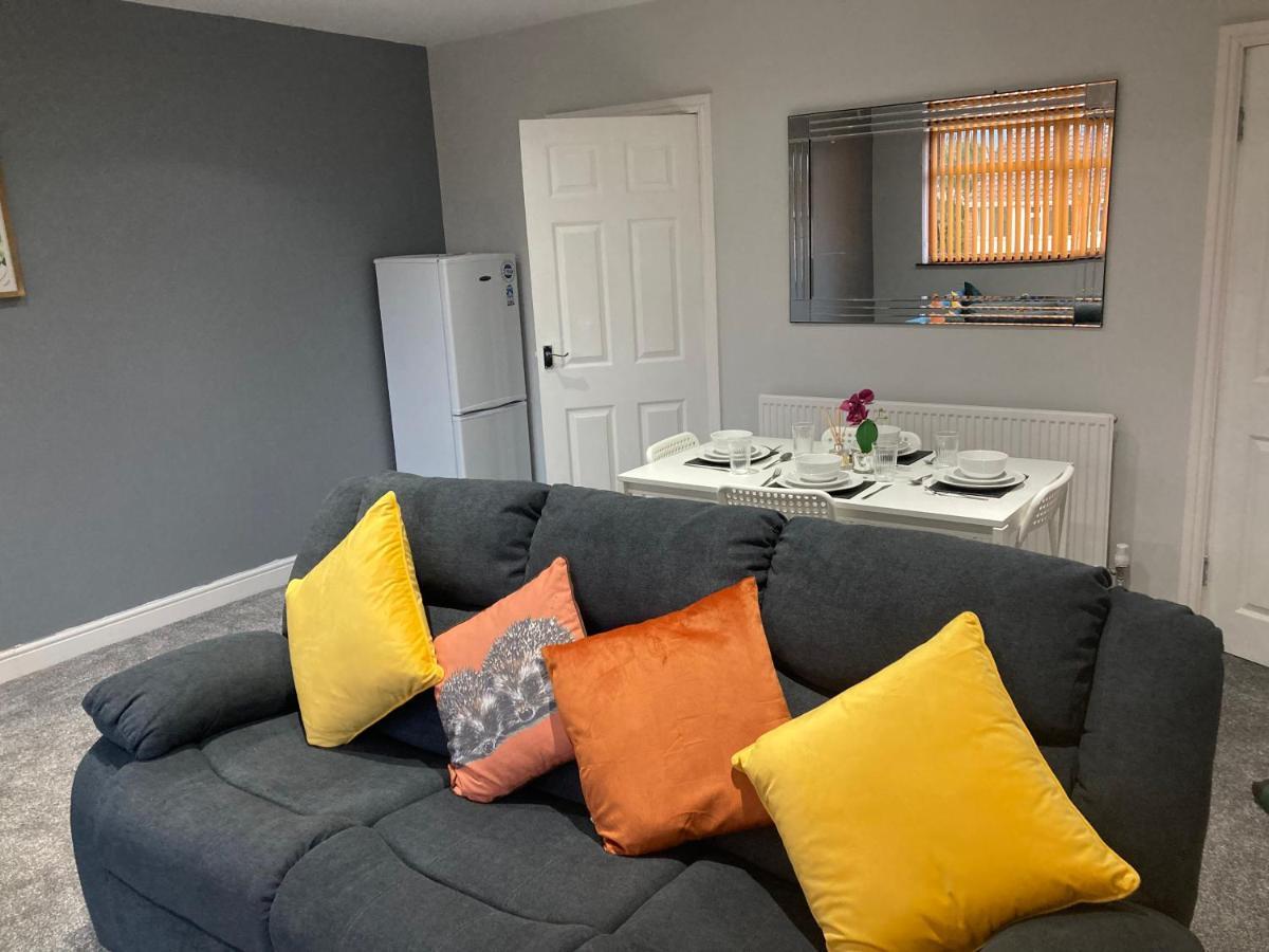 Hilltop Place Suites Near Doncaster Racecourse Eksteriør bilde
