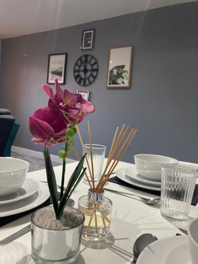 Hilltop Place Suites Near Doncaster Racecourse Eksteriør bilde