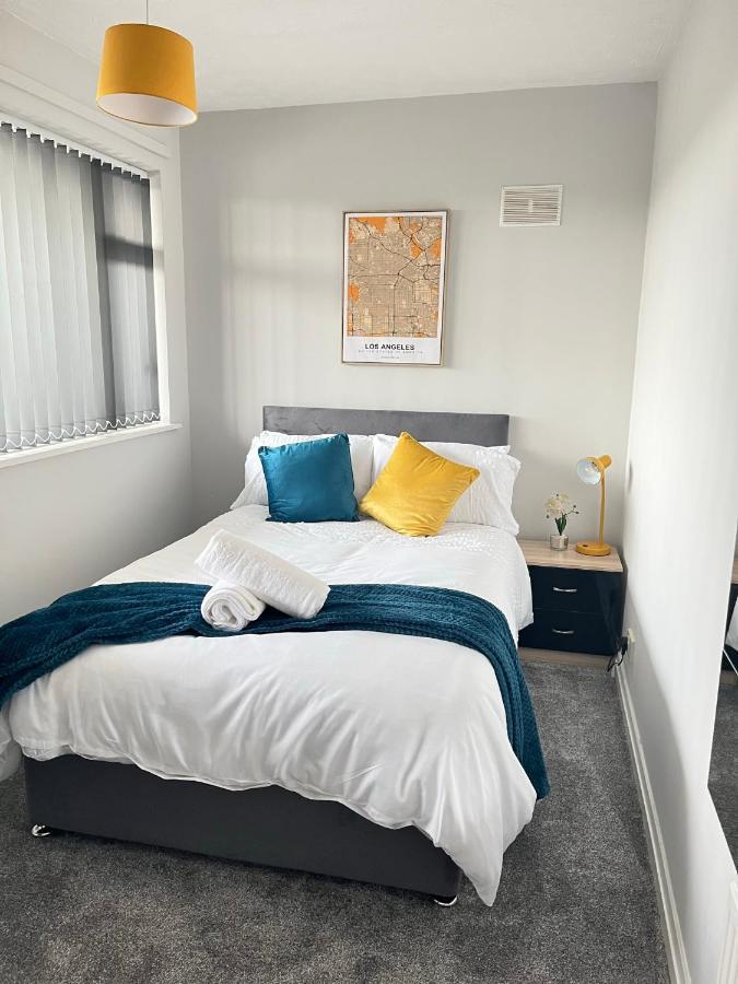 Hilltop Place Suites Near Doncaster Racecourse Eksteriør bilde