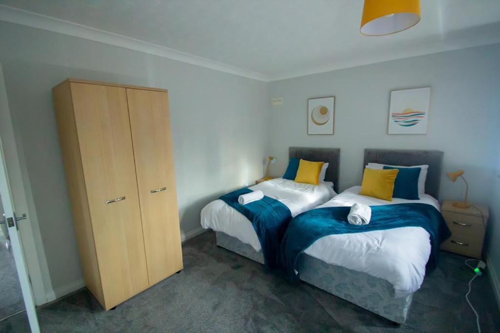 Hilltop Place Suites Near Doncaster Racecourse Eksteriør bilde