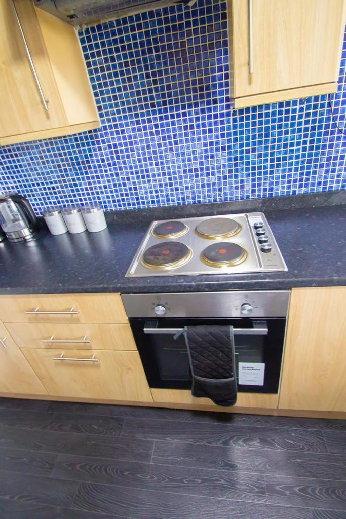 Hilltop Place Suites Near Doncaster Racecourse Eksteriør bilde